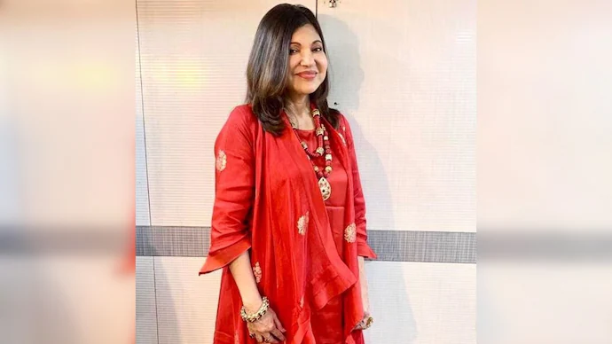 Bollywood Icon Alka Yagnik Diagnosed with Rare Hearing Loss